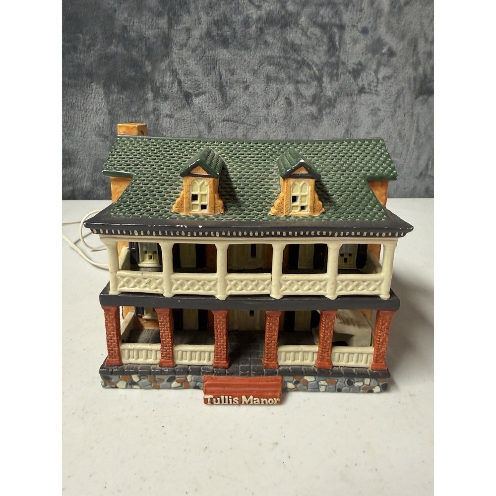 Vtg Tullis-Toledano Manor Ceramic Light Up Village House Biloxi MS Needs Bulb